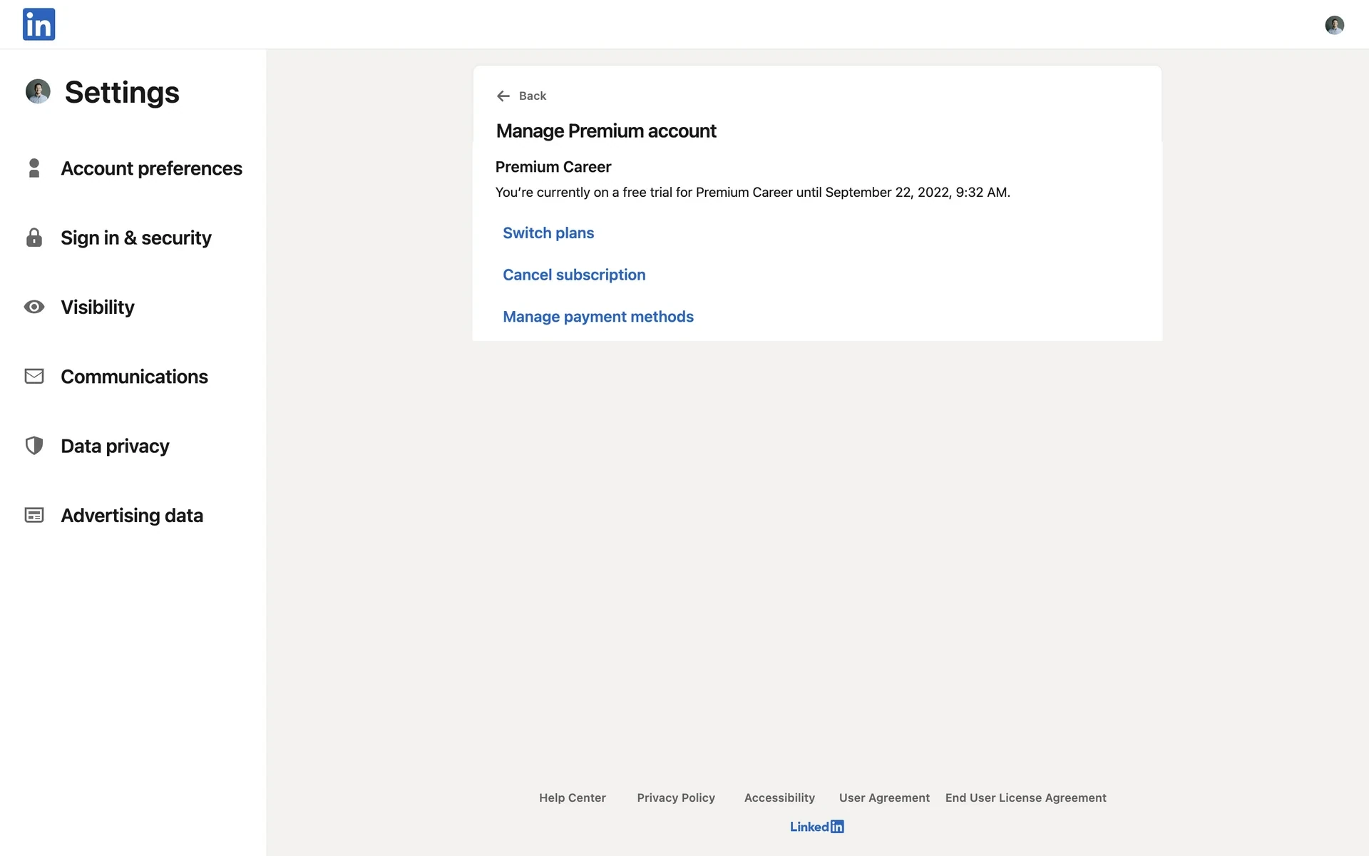 LinkedIn Settings Manage Premium account page for Premium Career on a free trial until September 22, 2022, 9:32 AM, with Switch plans, Cancel subscription, and Manage payment methods links