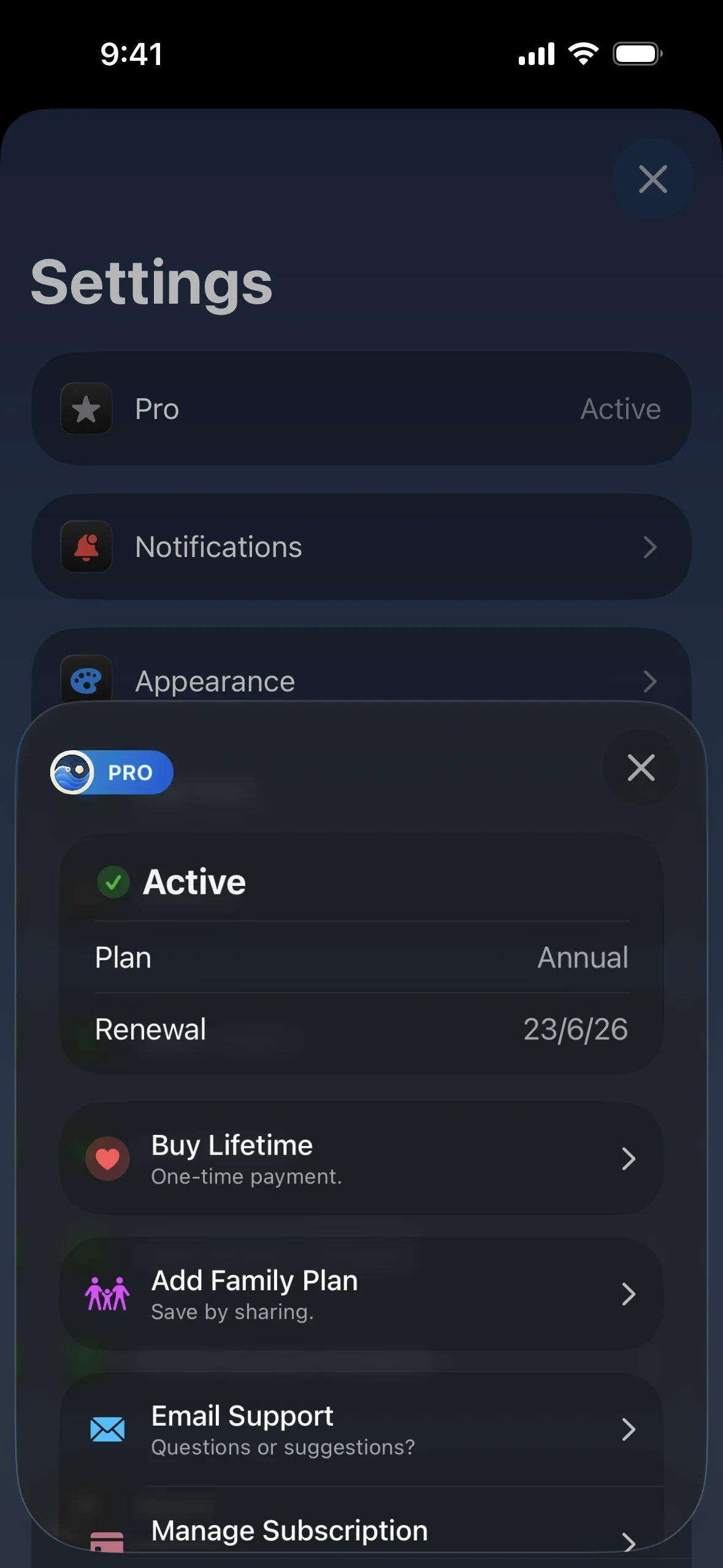 Tide Guide Pro sheet over Settings showing Active with a green check, Plan Annual and Renewal 23/6/26, then Buy Lifetime One-time payment, Add Family Plan Save by sharing, Email Support Questions or suggestions, and Manage Subscription cut off at the bottom